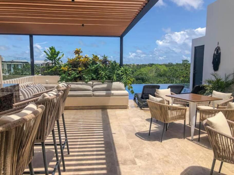 Suit Next To The Common Top Roof Exclusive Building Kingsize Bed 2 Super Pools, Gym, Grill Tulum Exteriér fotografie