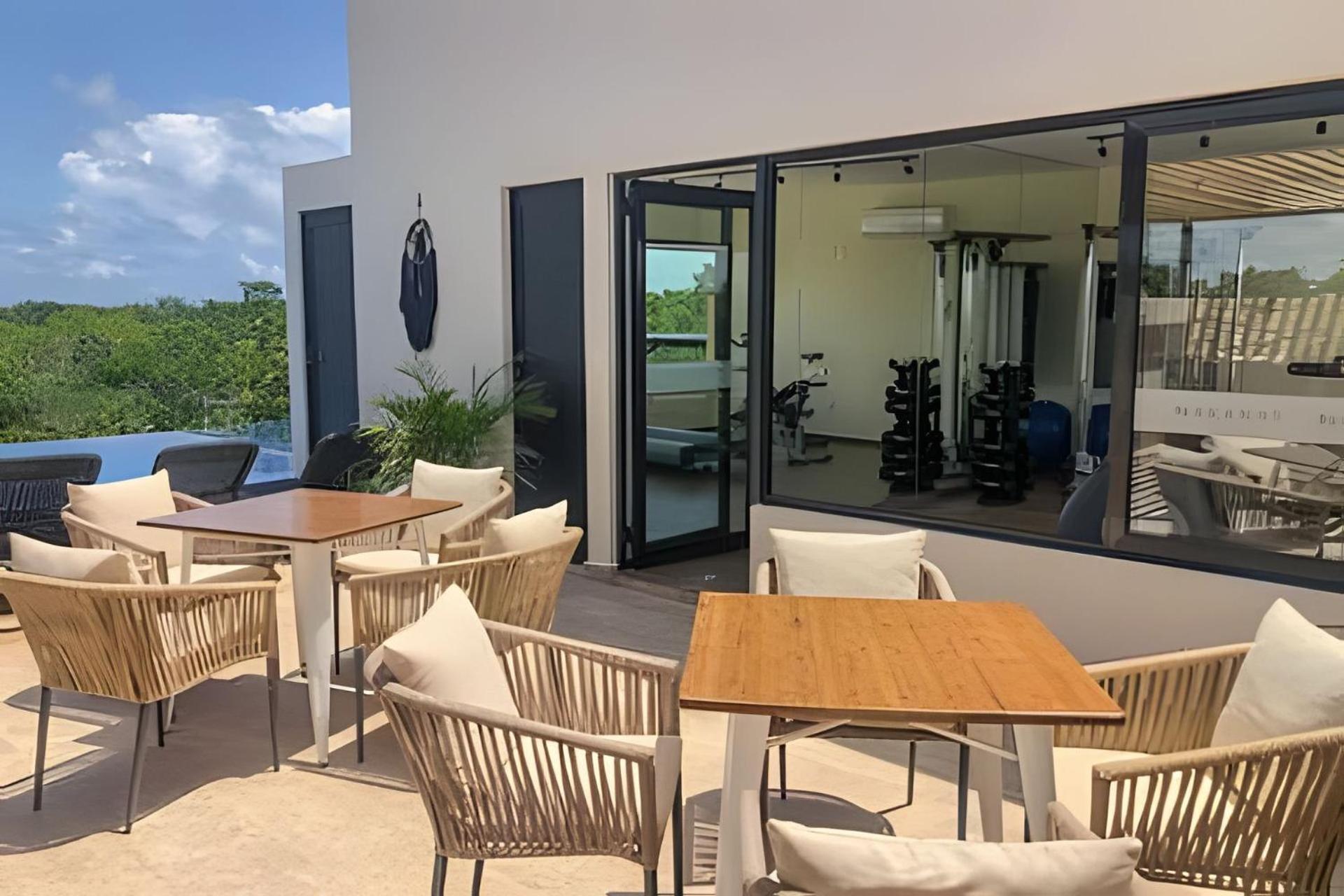 Suit Next To The Common Top Roof Exclusive Building Kingsize Bed 2 Super Pools, Gym, Grill Tulum Exteriér fotografie